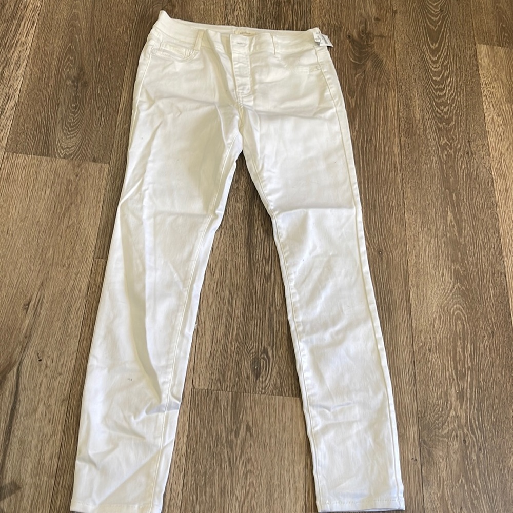 Wet seal white pants